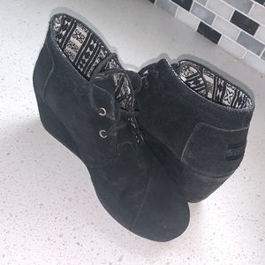 Black suade Tom boots